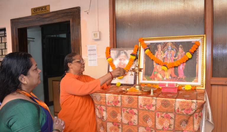  Devotion To Lord Rama