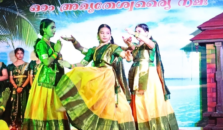 teens-sparkles-amrita-vidyalayam-pathanamthitta