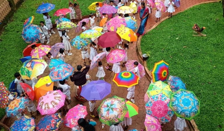 Amrita Vidyalayam, Perumbavoor celebrated Umbrella Day 