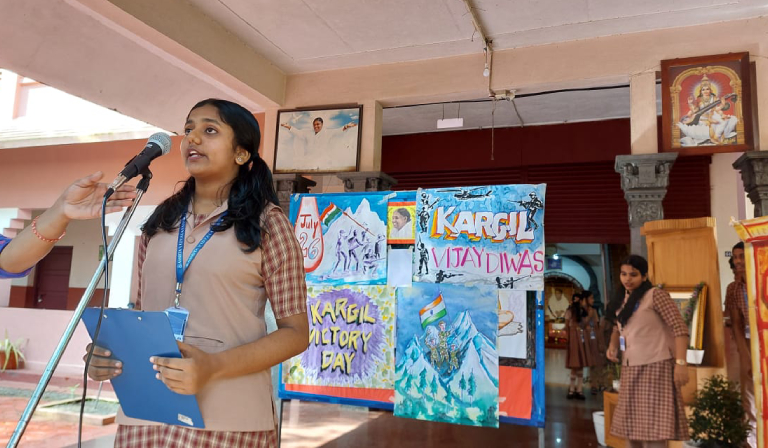 Amrita Vidyalayam Perumbavoor Pays Tribute to Brave Soldiers on Kargil Vijay Diwas