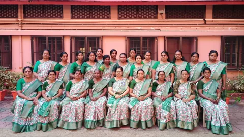 AMRITAVARSHAM 71- Amma's Birthday Celebrations