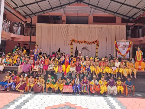 Tiny Krishnas, graceful Radhas, and lots of love β our Janmashtami celebration was pure joy! Little feet, big devotion β celebrating Krishna with color, culture, and cheer...