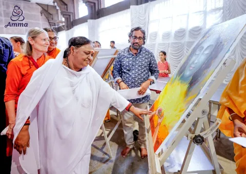 Gitamritam Painting Competition at Amritapuri