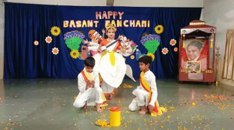 Amrita Vidhyalayam Lucknow celebrates Basant Panchami