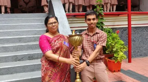 hosting-the-olympic-torch-at-amrita-vidyalayam-in-pathanamthitta