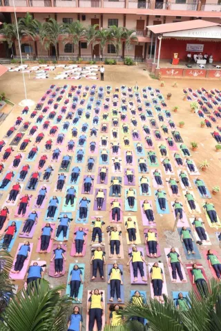 International Yoga Day celebrates at Amrita Vidyalayam, Davanagere 