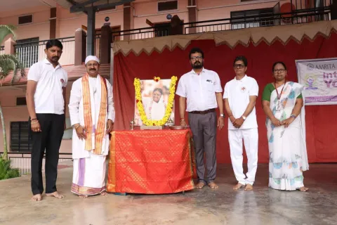 International Yoga Day celebrates at Amrita Vidyalayam, Davanagere 