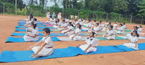 Amrita Vidyalayam, Thuckalay celebrated International Yoga Day
