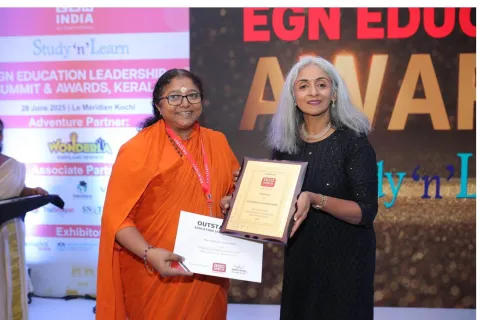 A Beacon of Inspired Leadership Swamini Sreecharanamrita Prana Honoured - Puthiyakavu