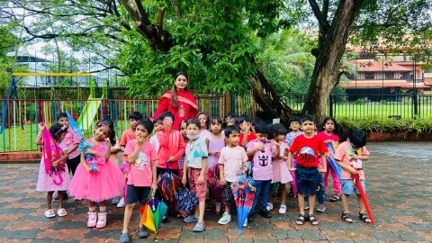 Amrita Vidyalayam, Ernakulam joyfully celebrated Umbrella Day and Pink Day