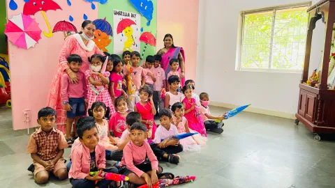 Amrita Vidyalayam, Ernakulam joyfully celebrated Umbrella Day and Pink Day