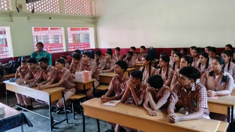 Amrita Vidyalayam in Pathanamthitta organized an Anti-Rabies Awareness Class 