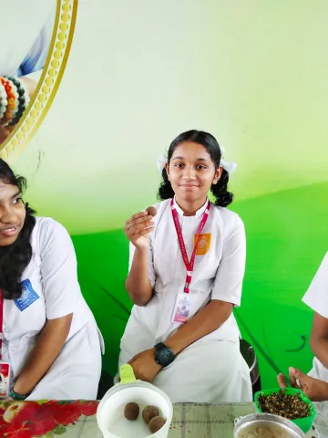 Amrita Vidyalayam Thalassery hosted the Karkkidaka Food Fest