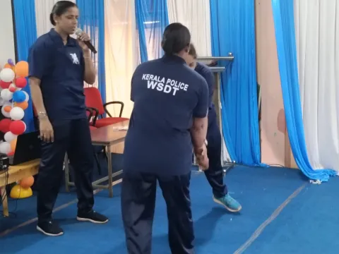 Self Defense Training for girls by Kerala Police
