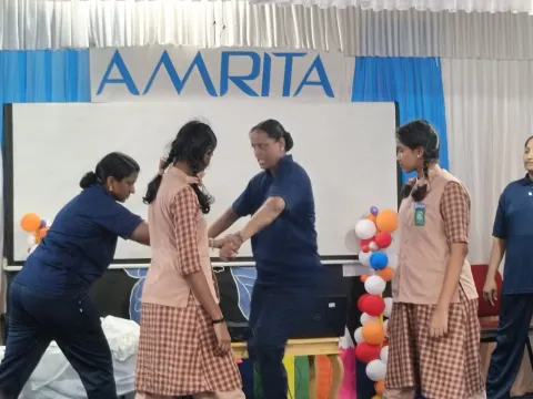 Self Defense Training for girls by Kerala Police