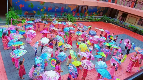 Umbrella Day and Pink Day were joyfully celebrated at Amrita Vidyalayam, Kuthuparamba