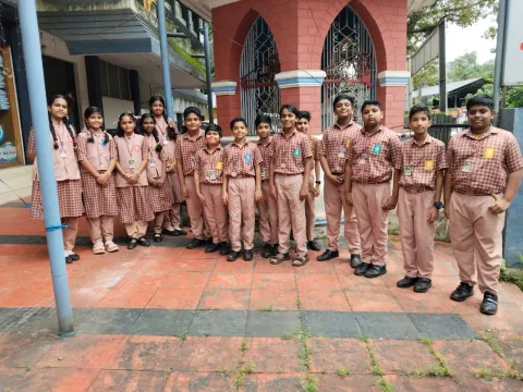 Amrita Vidyalayam, Pathanamthitta celebrated National Handloom Day 2025