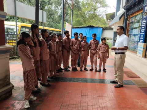 Amrita Vidyalayam, Pathanamthitta celebrated National Handloom Day 2025